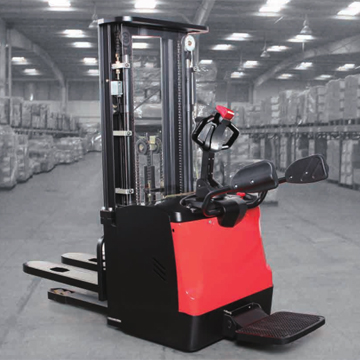 電動堆高車 電動堆高車