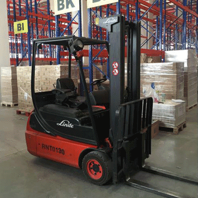 電動叉車(小轉(zhuǎn)彎)1.6/2.0kg 電動叉車(小轉(zhuǎn)彎)1.6/2.0kg